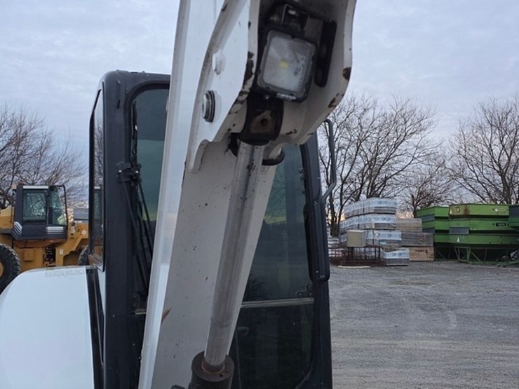 2022-bobcat-e35i-image-33
