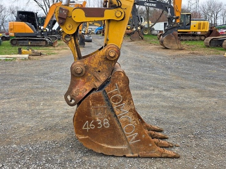 2018-caterpillar-m322f-image-45