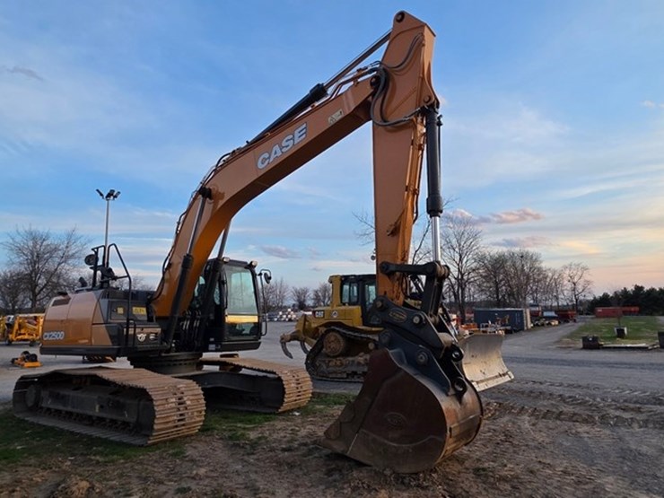 2022-case-cx250d-image-2