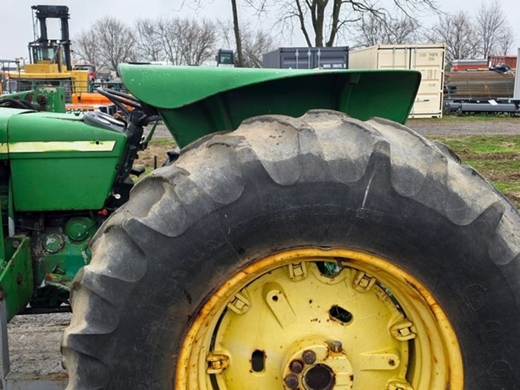 john-deere-2630-image-22