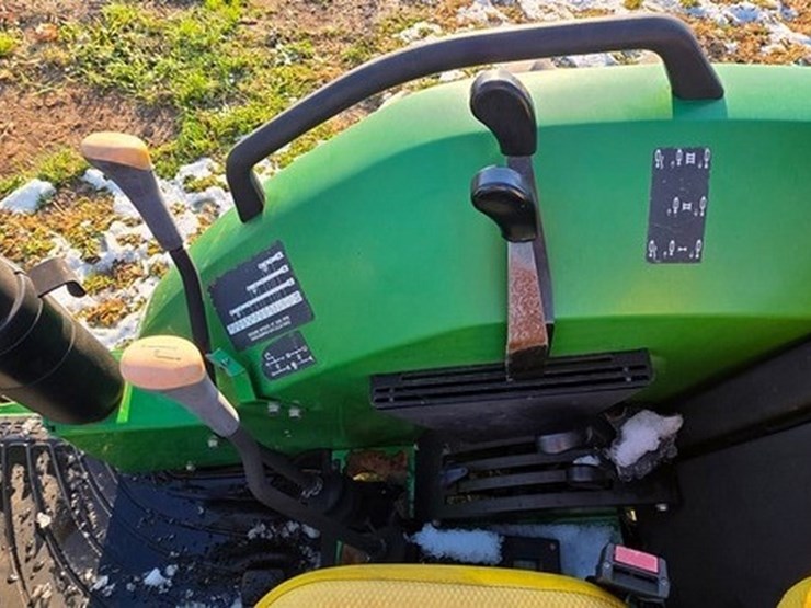 john-deere-5320-image-52
