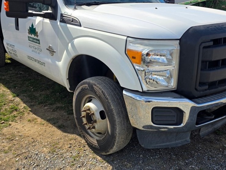 2014-ford-f350-image-35