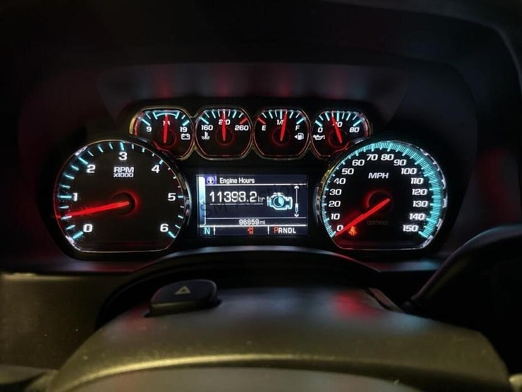 2019-chevrolet-tahoe-image-16