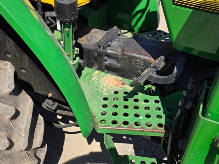 1995-john-deere-5200-image-43