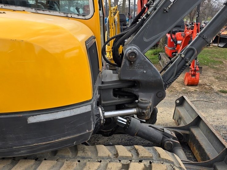 2008-volvo-ecr88-image-17