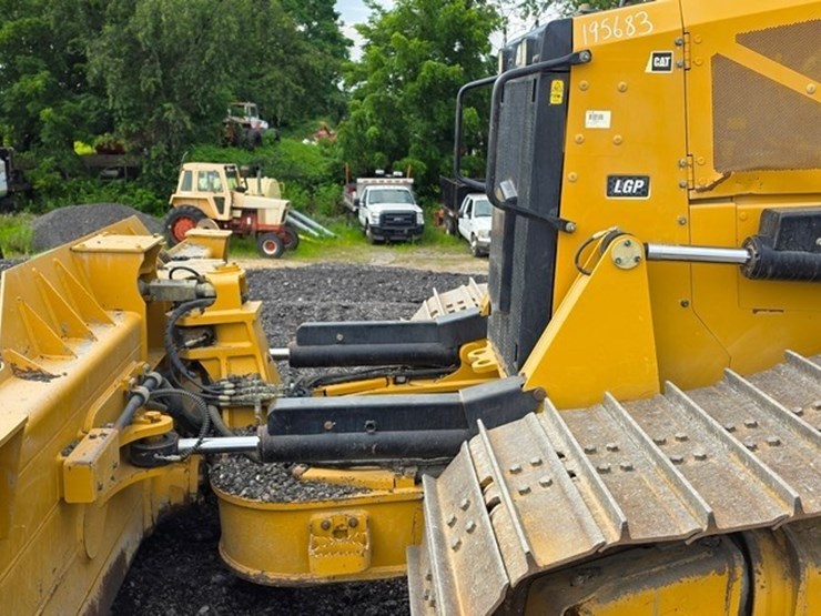 2021-caterpillar-d5-lgp-image-9