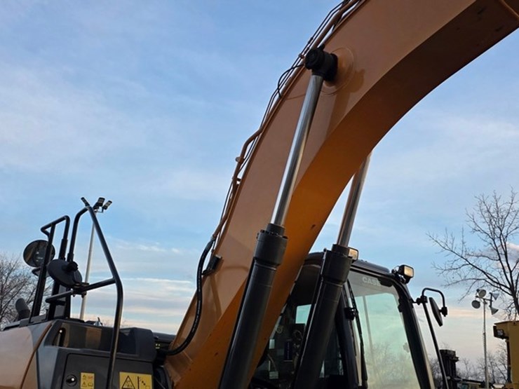 2022-case-cx250d-image-14