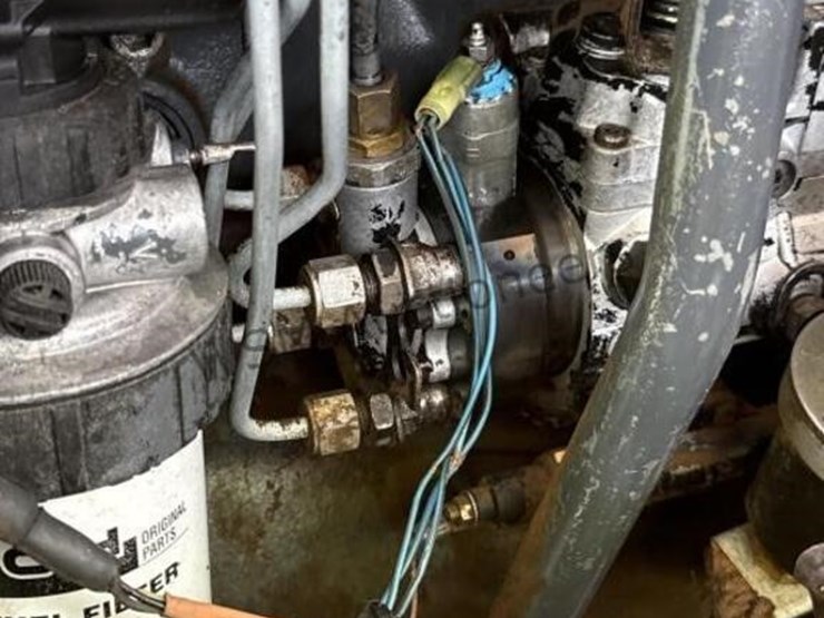 new-holland-lb115-image-31