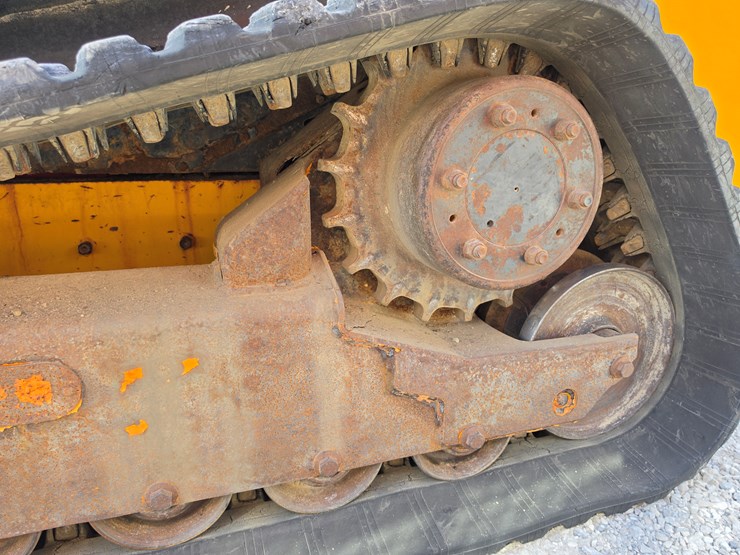 2017-jcb-260t-image-15