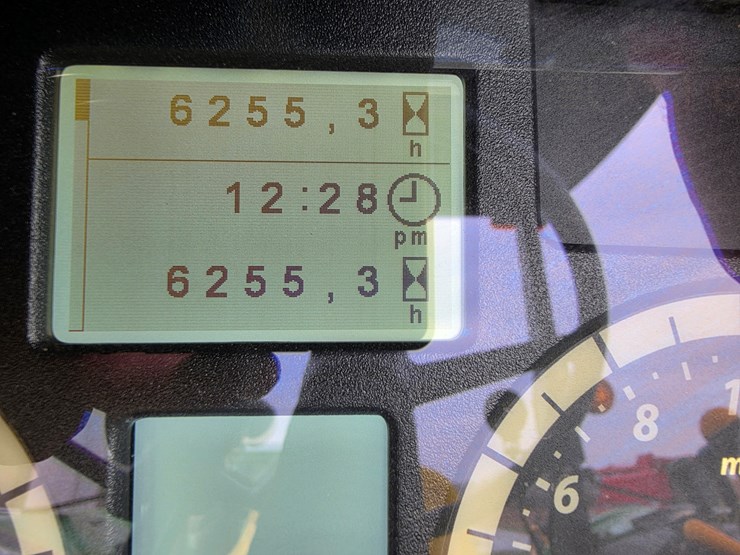 2017-john-deere-6120m-image-14