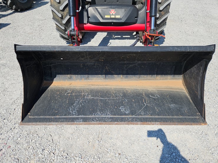 2019-massey-ferguson-6713-image-3