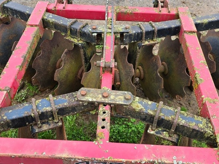 massey-ferguson-470-image-7