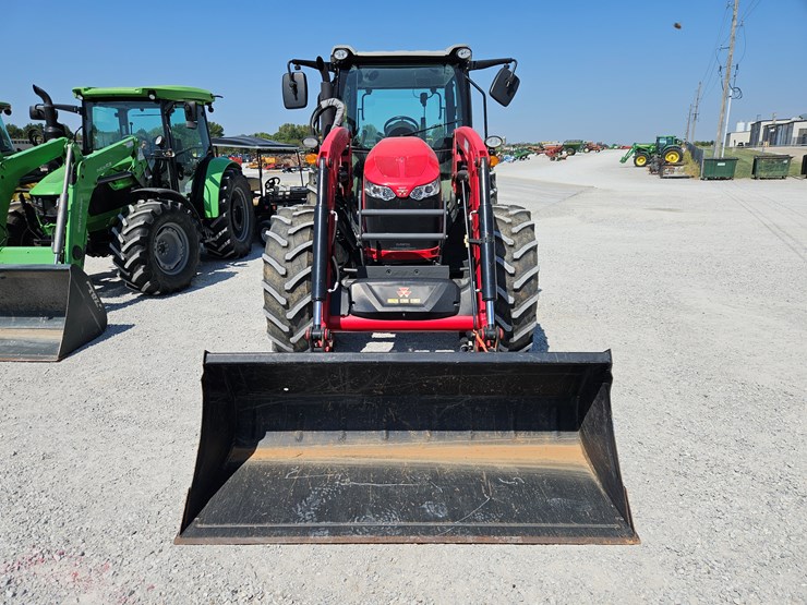 2019-massey-ferguson-6713-image-2