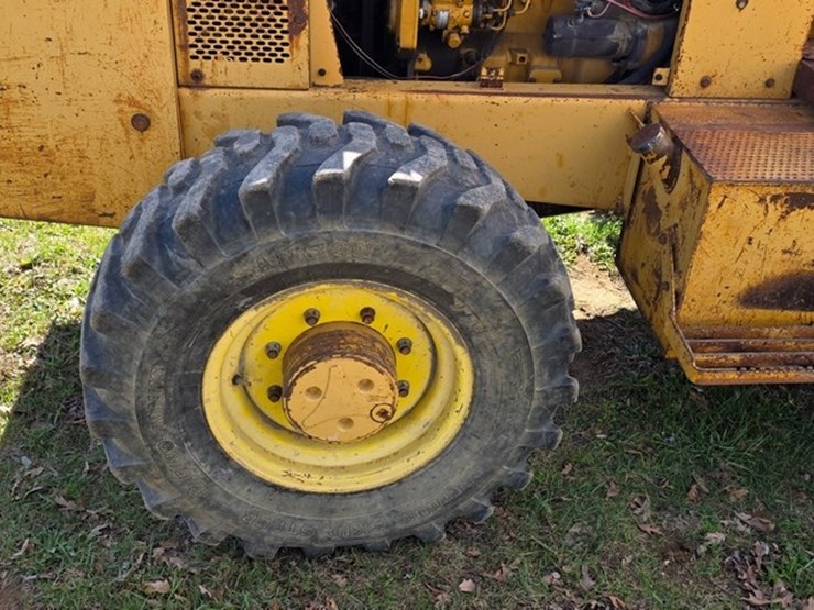 1999-deere-486e-image-23