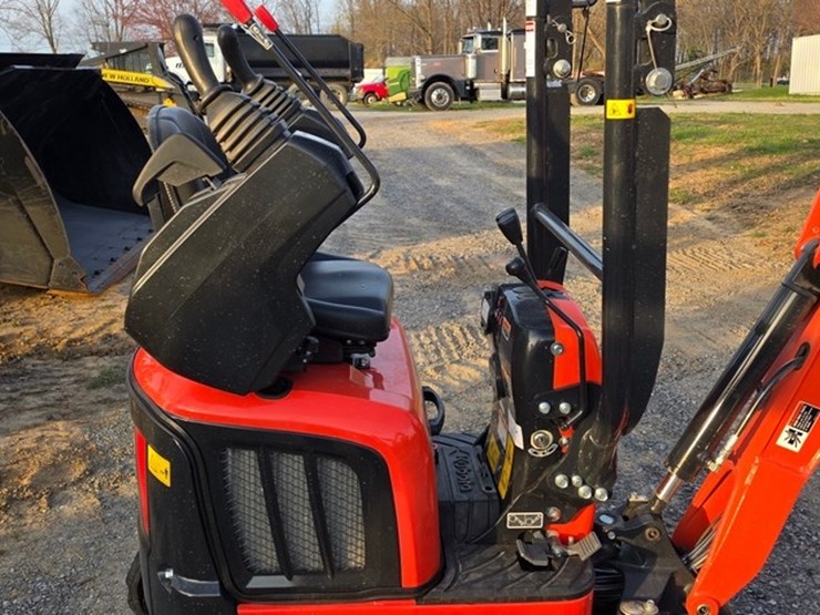 2023-kubota-u10-5-image-21