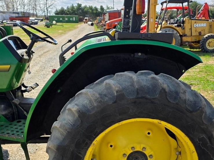 1995-john-deere-5200-image-25