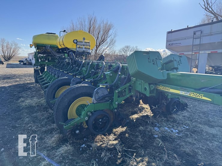 john-deere-1770-image-36