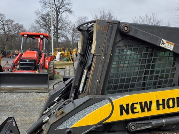 2010-new-holland-c185-image-33