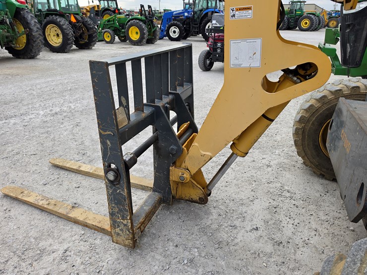 2017-gehl-rs6-34-image-5