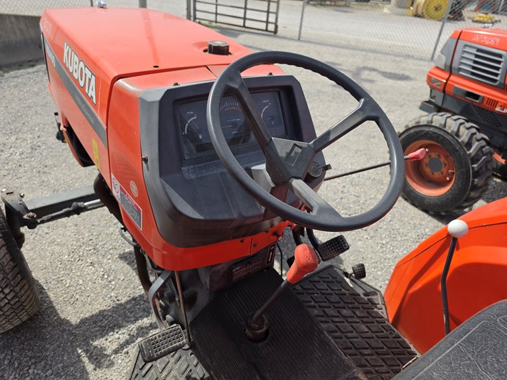 kubota-m5400-image-9