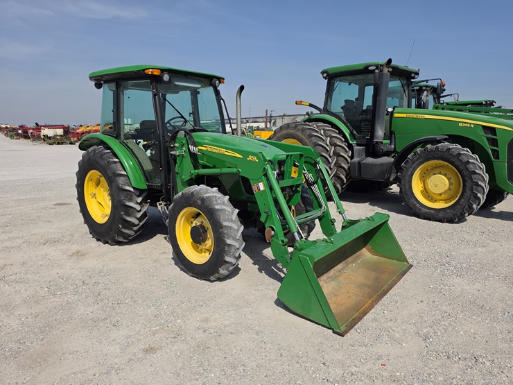 2009-john-deere-5101e-image-1