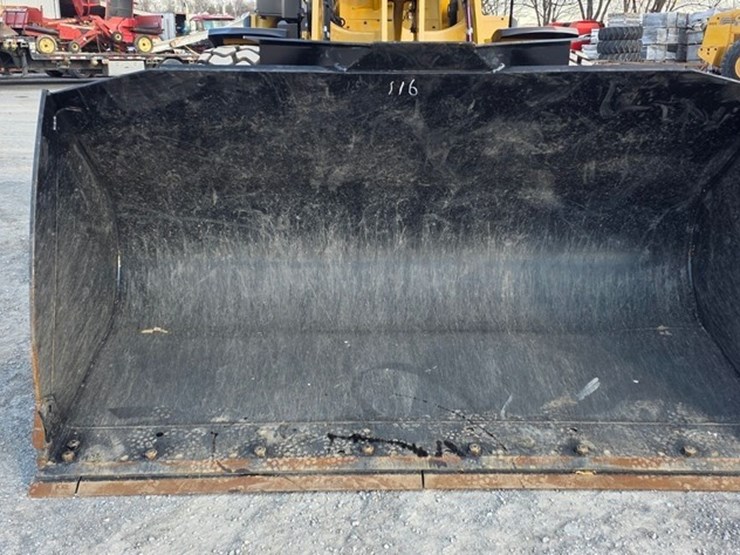 2024-caterpillar-930-image-48