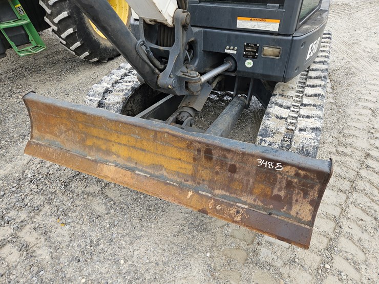 2013-bobcat-e50-image-6