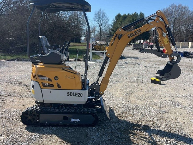 2026-sdlanch-sdle20-mini-excavator-image-4