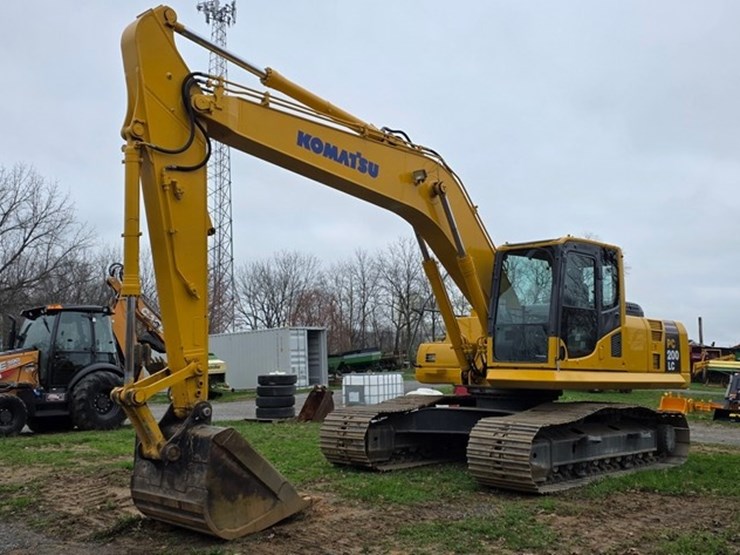 2012-komatsu-pc200-lc-8-image-1