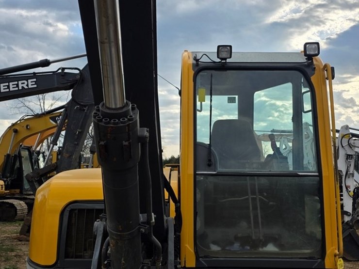 2008-volvo-ecr88-image-43