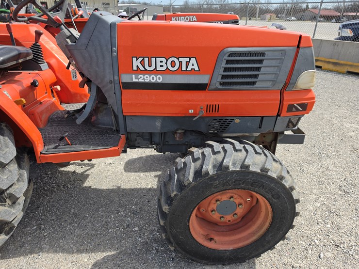 1997-kubota-l2900-image-16