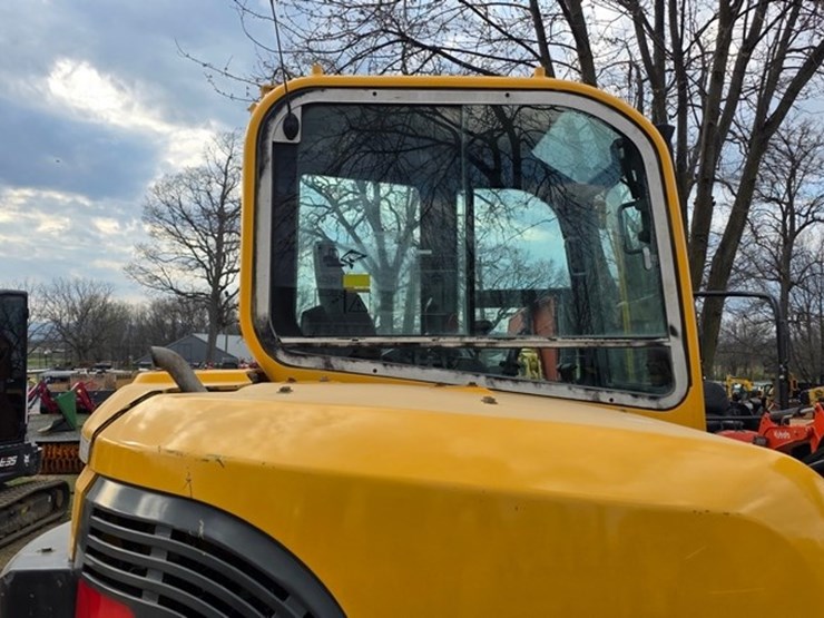 2008-volvo-ecr88-image-21