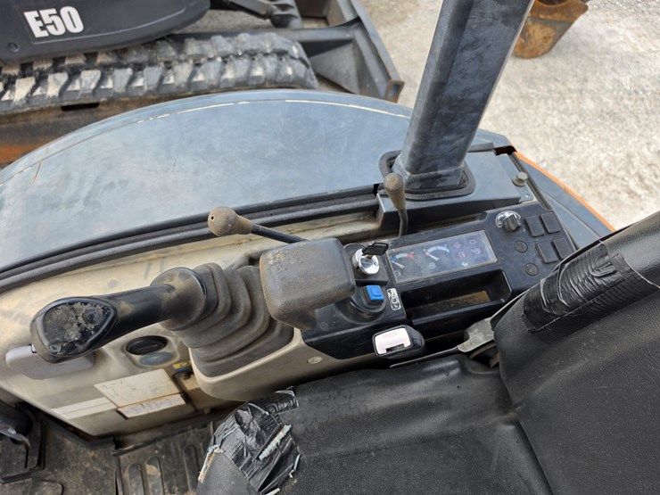 2006-case-cx36b-zts-image-10