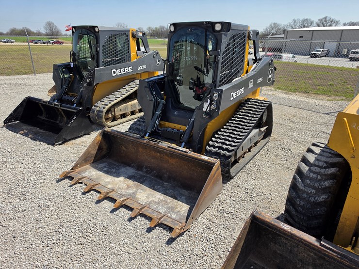 2023-deere-325g-image-1