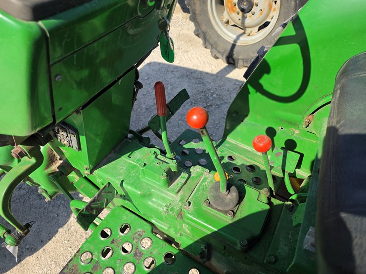 1983-john-deere-1050-image-7