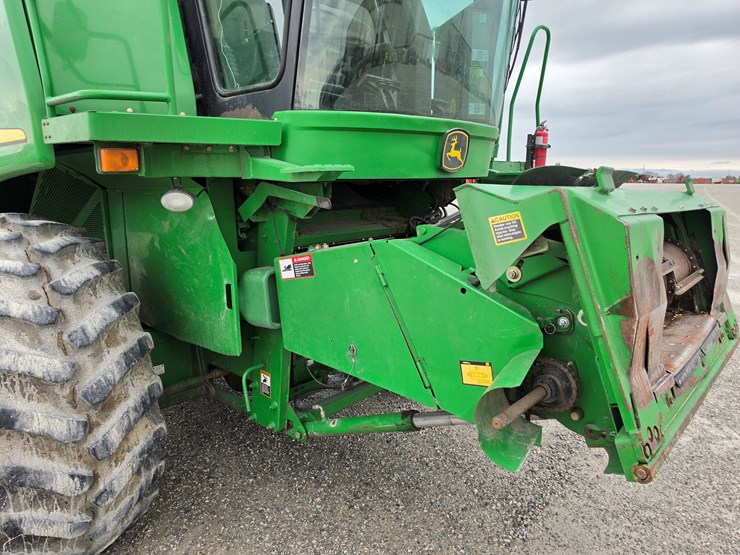 2006-john-deere-9560-sts-image-26