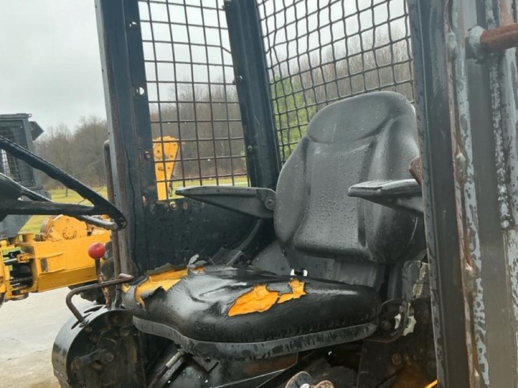 1989-john-deere-640d-image-15