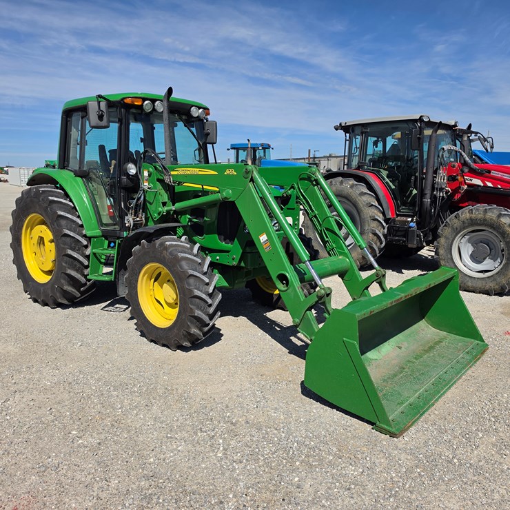 2009 JOHN DEERE 6330