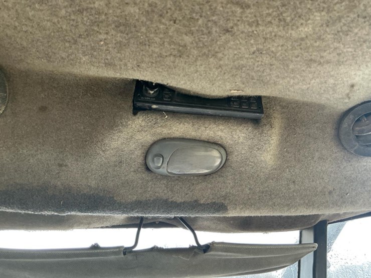 2012-deere-648-image-30