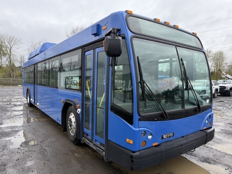 2012-gillig-40'-electric-transit-bus-image-2