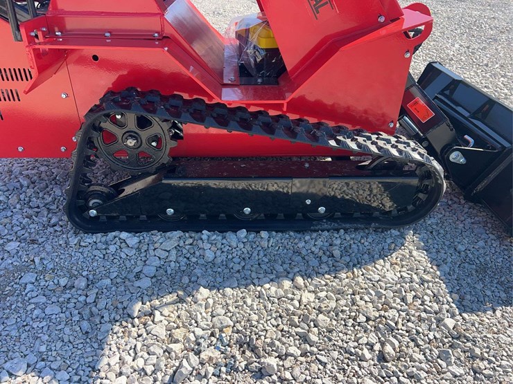 2026-sdlanch-sda-140t-mini-skid-steer-image-12