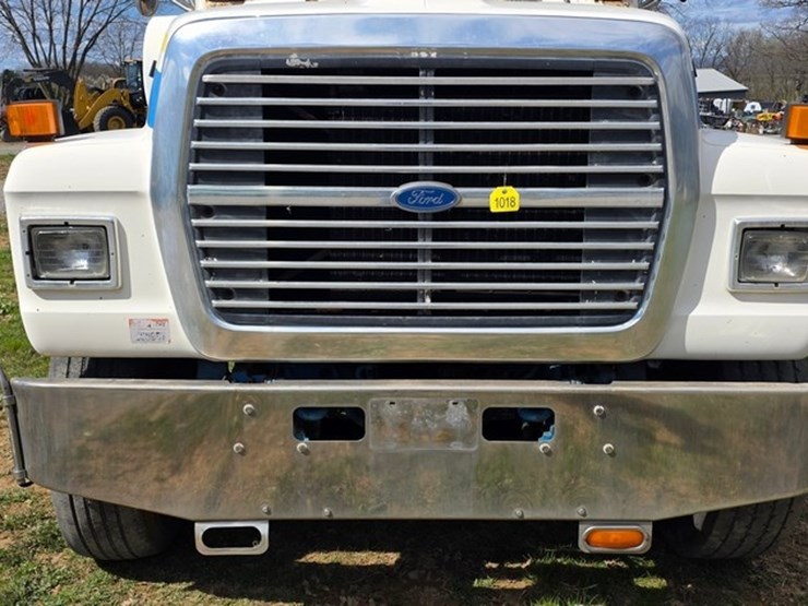 1991-ford-l9000-image-39