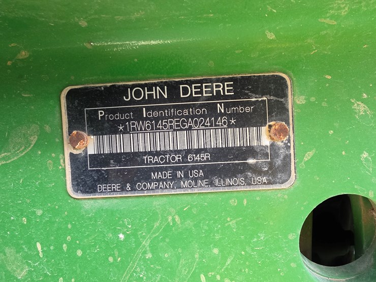 2016-john-deere-6145r-image-10