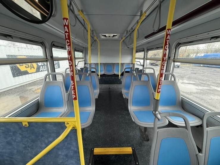 2012-gillig-40'-electric-transit-bus-image-21