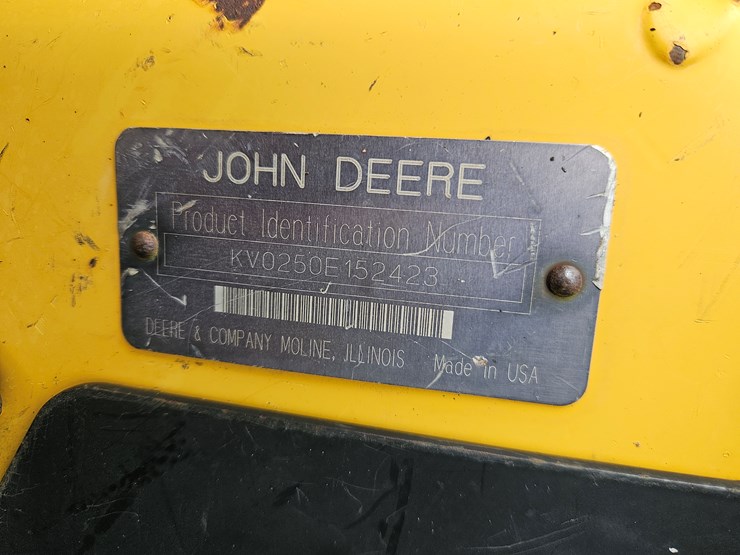 1999-john-deere-250-image-19
