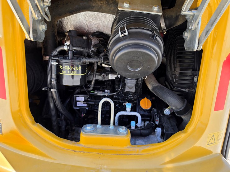 2022-deere-35g-image-17