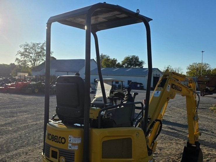 2022-kobelco-sk17sr-image-22