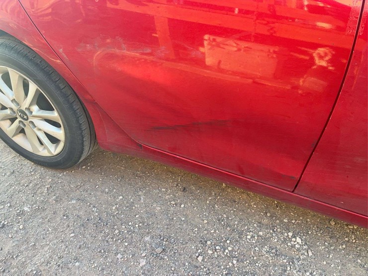 2017-kia-forte-lx-/-s-sedan-4d-image-9