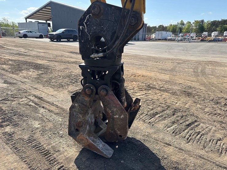 2023-kobelco-sk210-lc-11-image-12