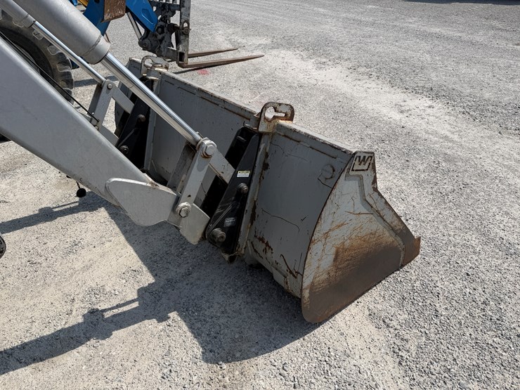 2004-agco-rt100a-image-4